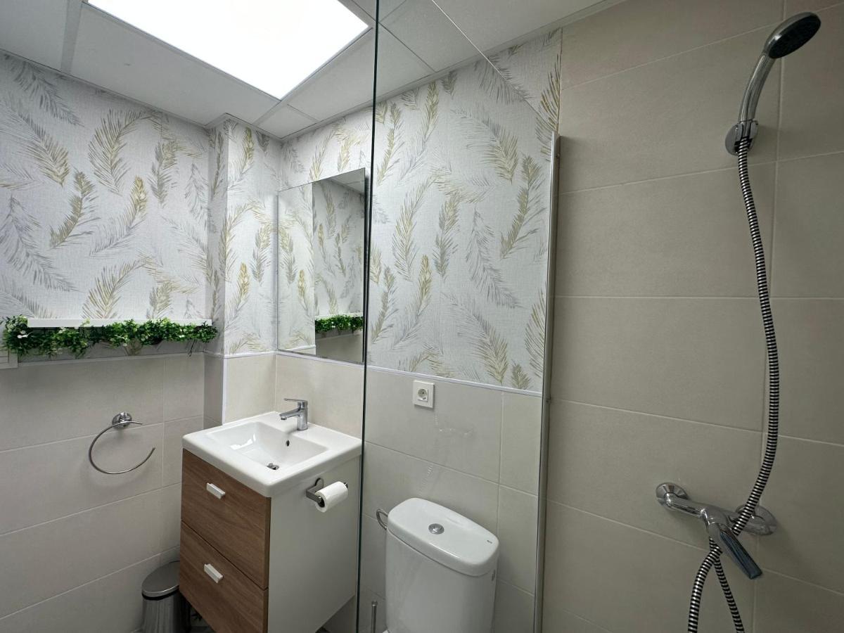 Dos Torres Tenor Gayarre - Encanto Con Balcon Interior 萨拉戈萨 外观 照片